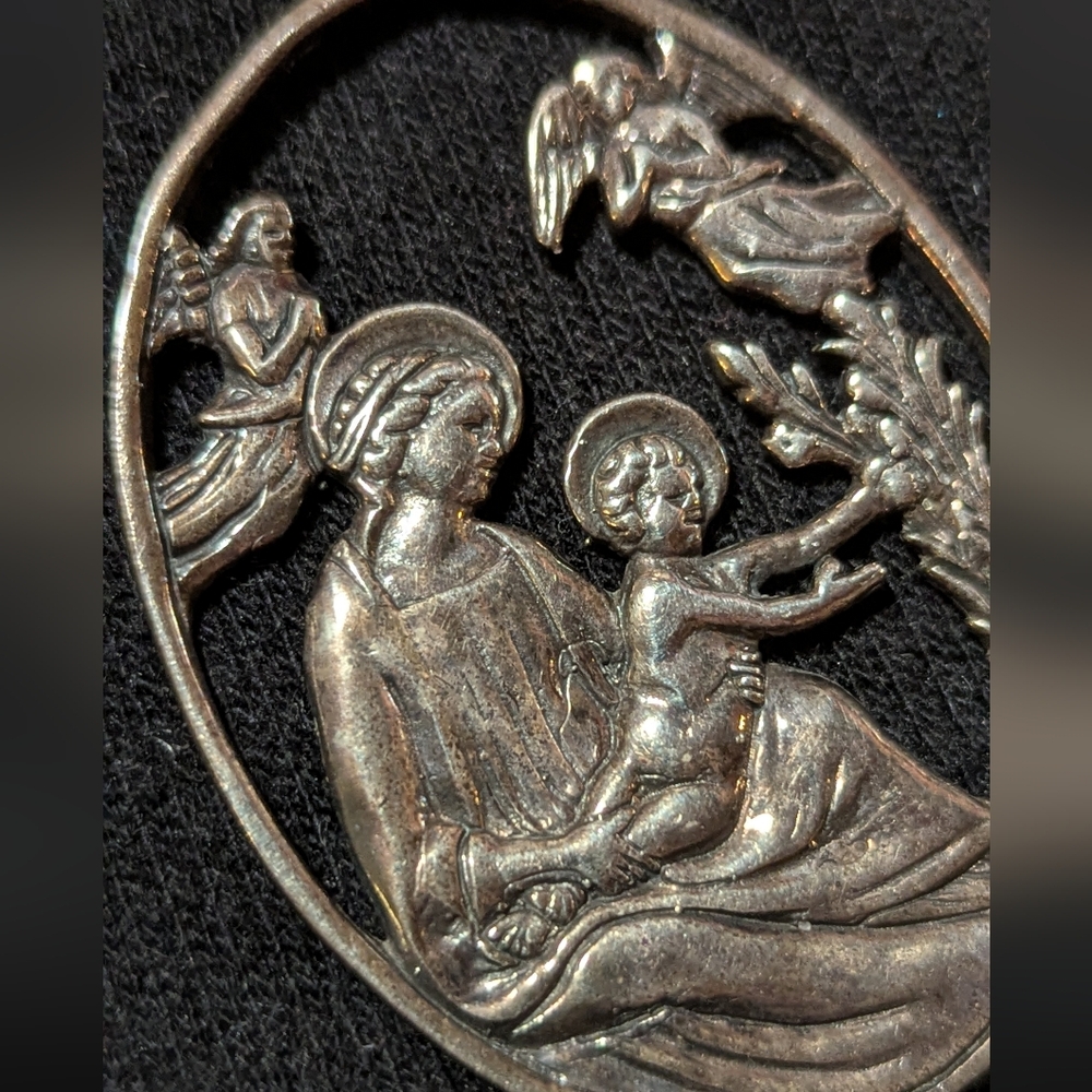 Elegant Vintage Silver Dematteo Madonna & Child Pendant - Picture 6 of 7